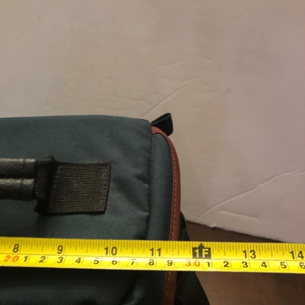 Video Camera Case. Lowe Pro. - Picture 8 of 9